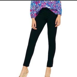 Lilly Pulitzer Stretch Ankle  Pants, Size 2, Black